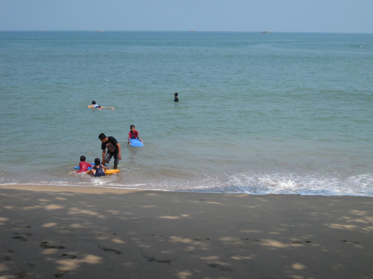 Ferienwohnung Kondominium Pantai Carita Anyer Exterior foto