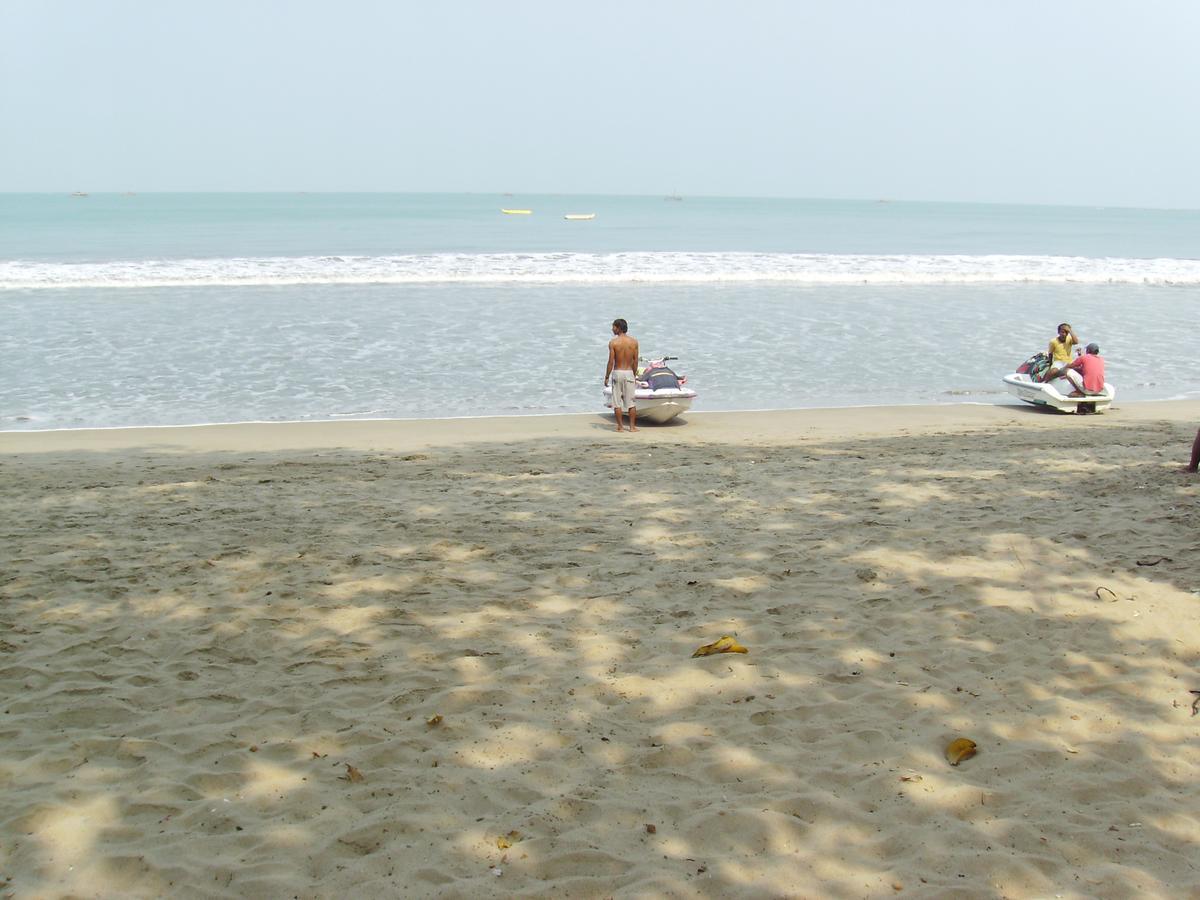 Ferienwohnung Kondominium Pantai Carita Anyer Exterior foto